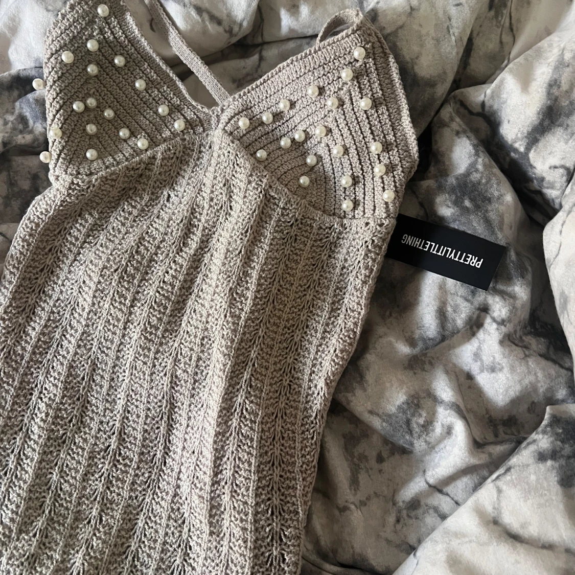 plt klänning med pärlor - 90