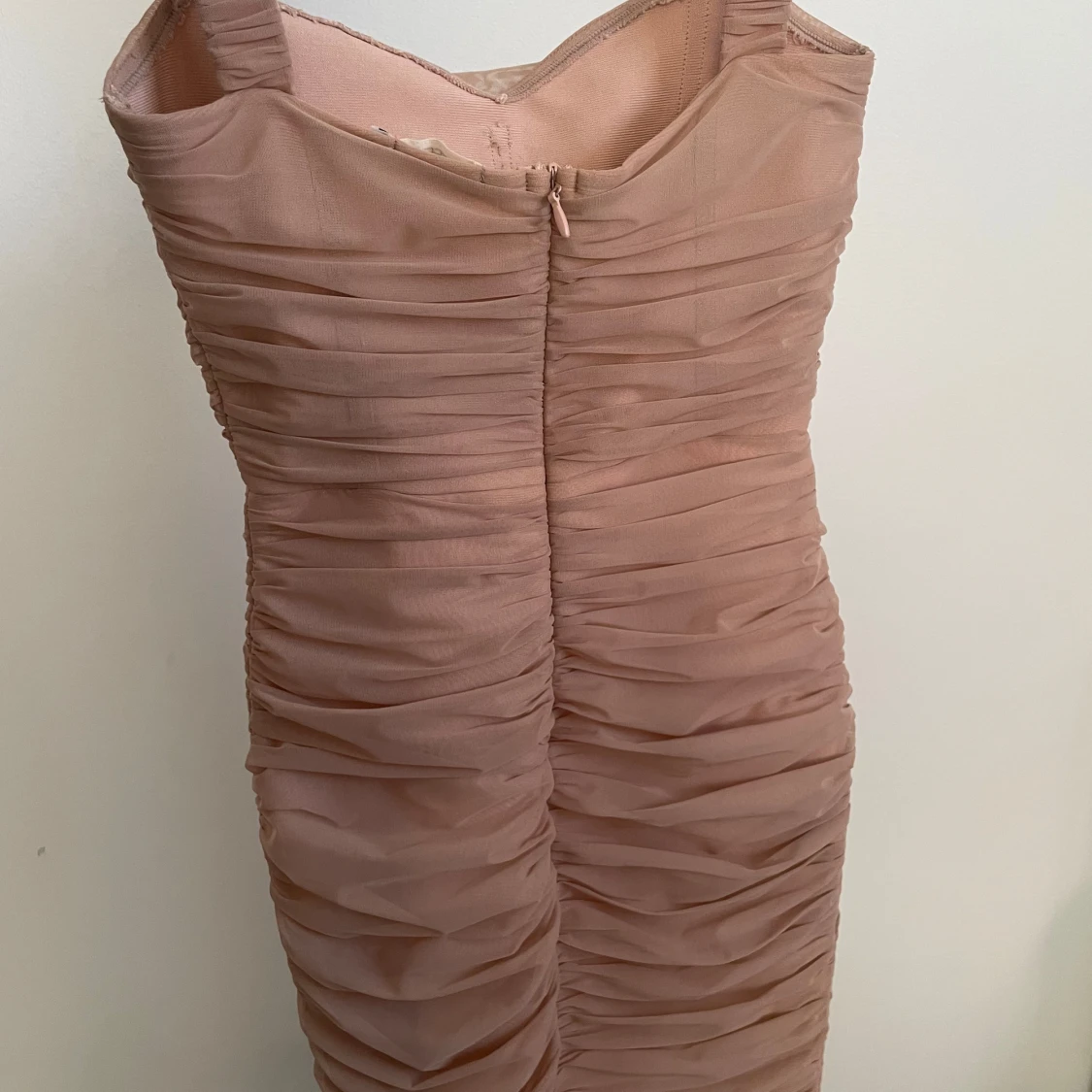 Beige/Rosa tight långklänning - 91