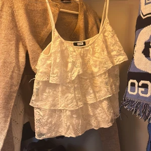 Volang topp - Bra skick