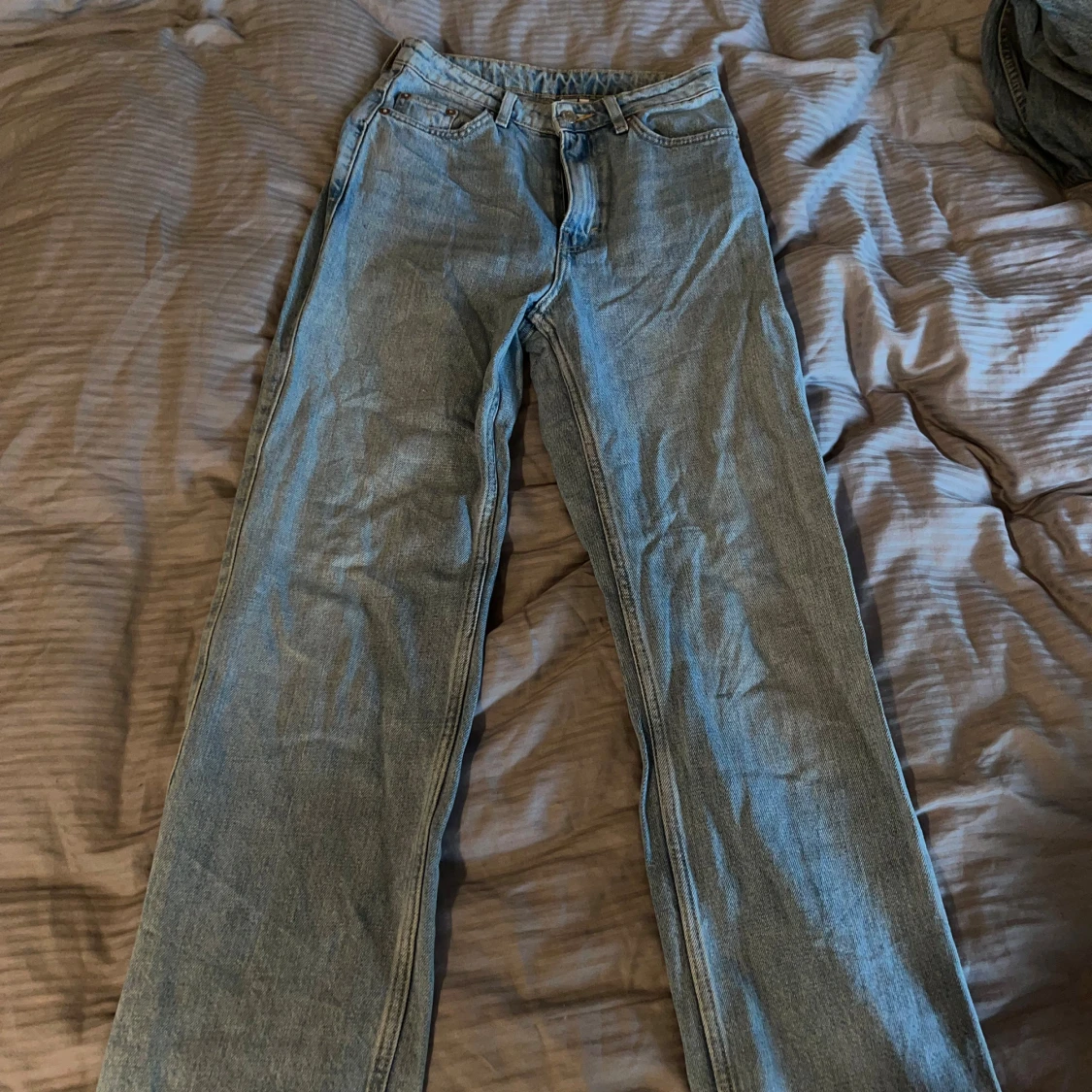 Högmidjade jeans - 93
