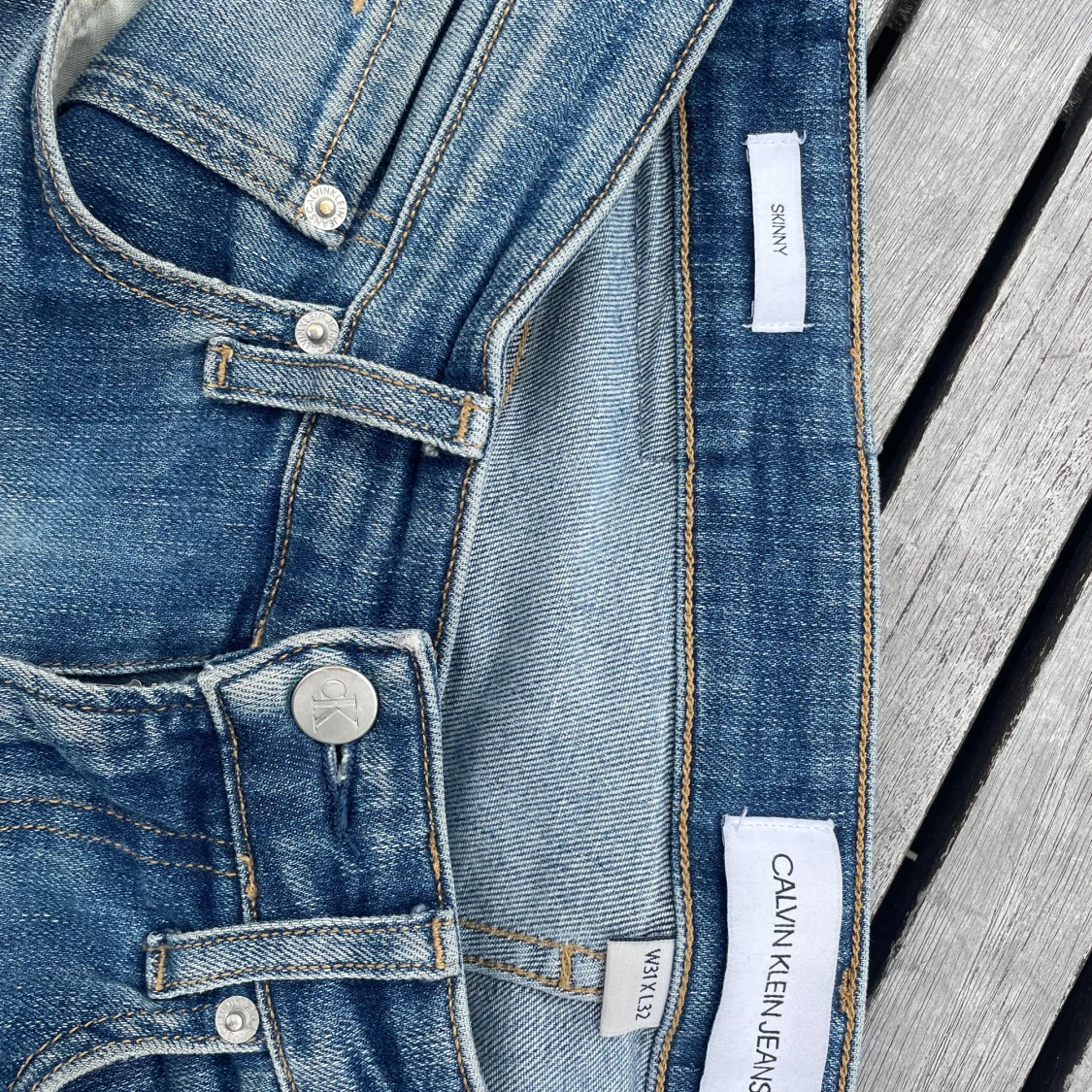 Calvin Klein Jeans - 91