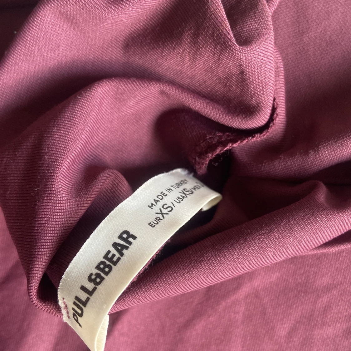 Burgundy backless topp - 91