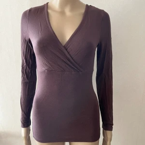 Brun långärmad T-shirt topp - Inget att anmärka på 