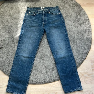 Lager 157 jeans - Säljer det då jag inte använder Jeansen längre, och nån annan kanske vill ha dom billigt. Dessa jeans är i nyskick. Ny pris-250kr mitt pris-75kr