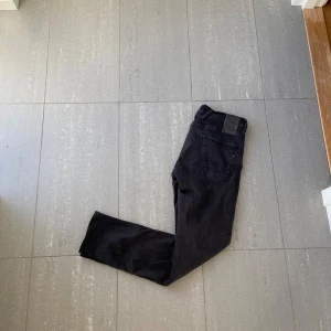 Replay jeans  - Säljer nu dessa replay jeans, skriv för fler bilder/frågor🙌🏼