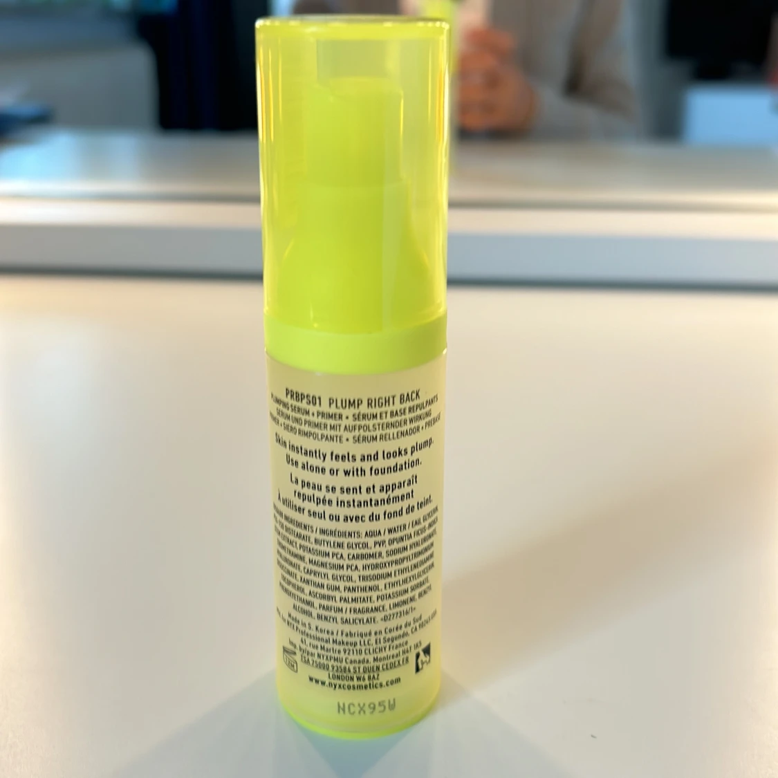 Nyx plump right back primer  - 90