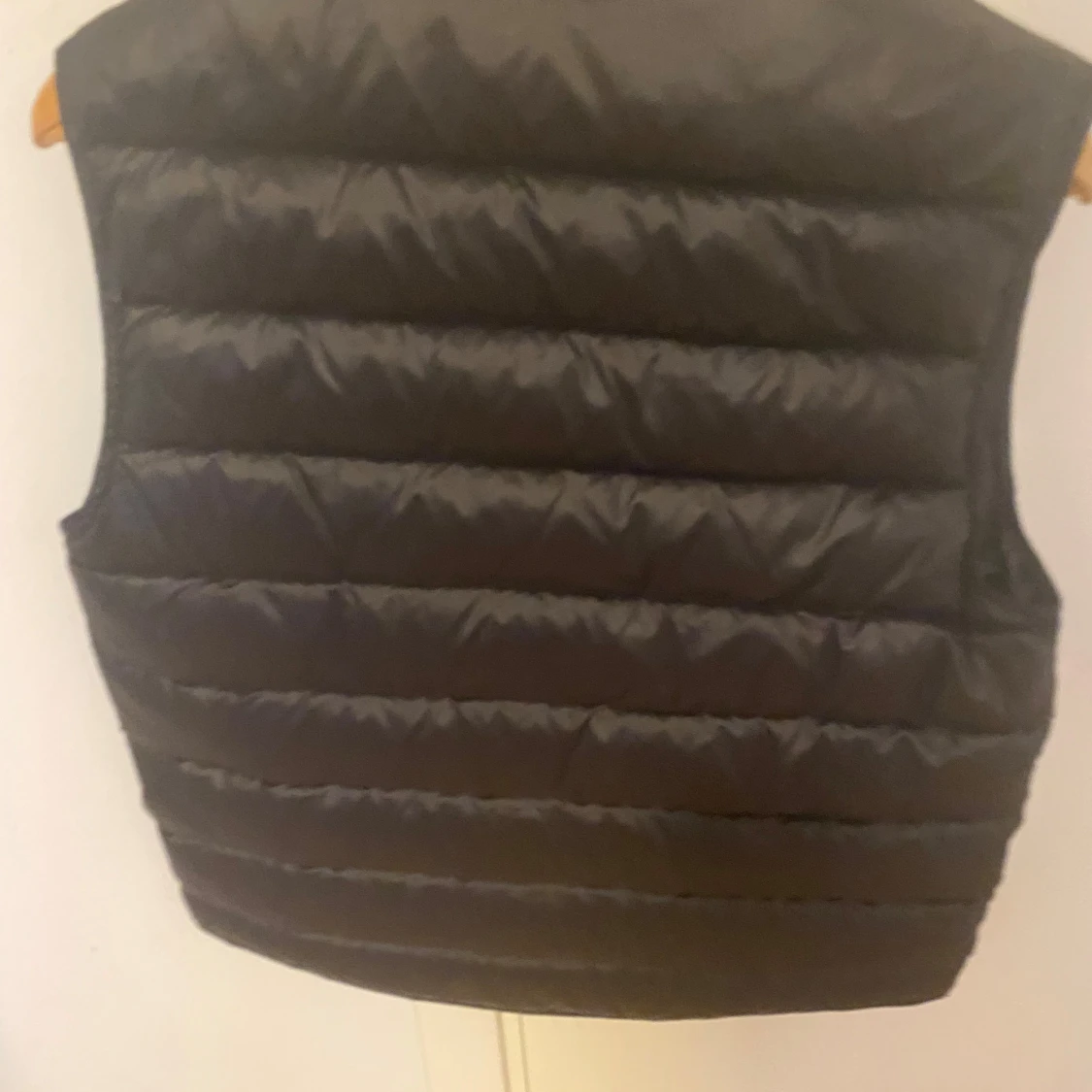 Äkta Moncler väst  - 90