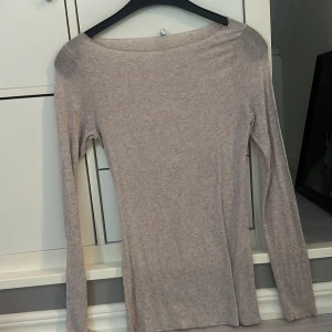 Intimismi tröja - Intimismi tröja väldigt fin!