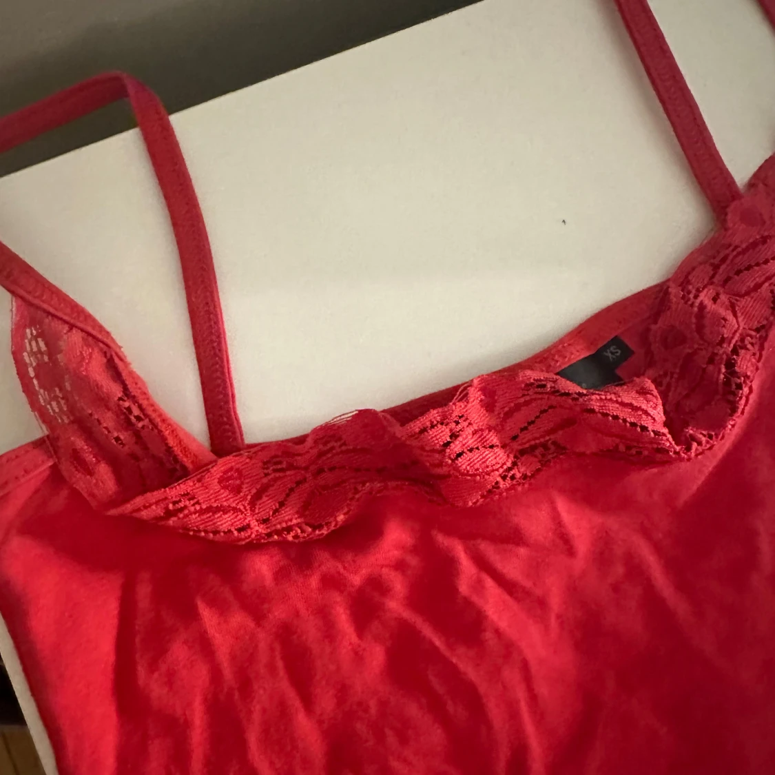 Röd långt linne  - 92