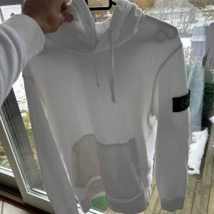 Stone island hoodie nästan nyskick 9/10 