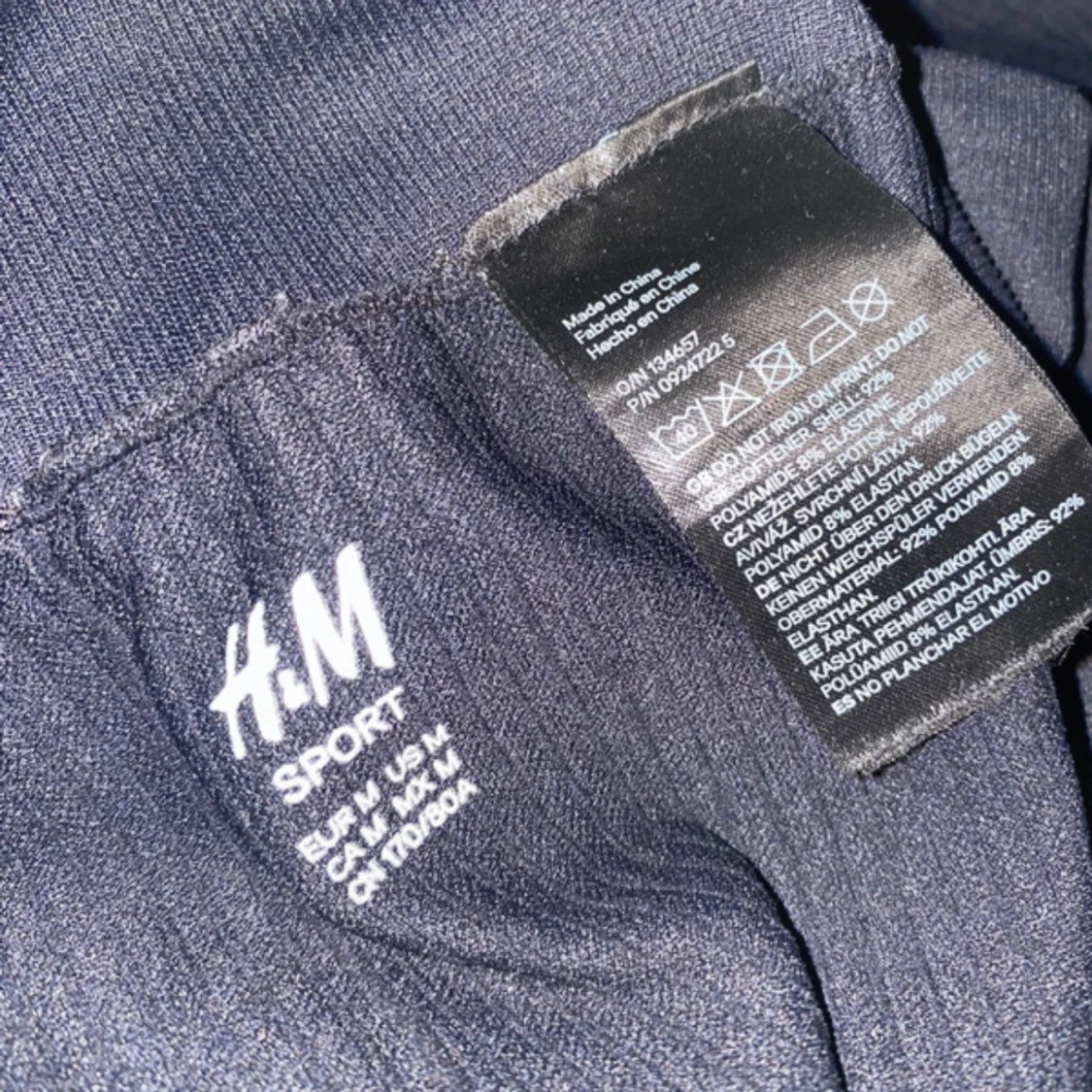 Svarta ribbade leggings från H&M Sport - 91