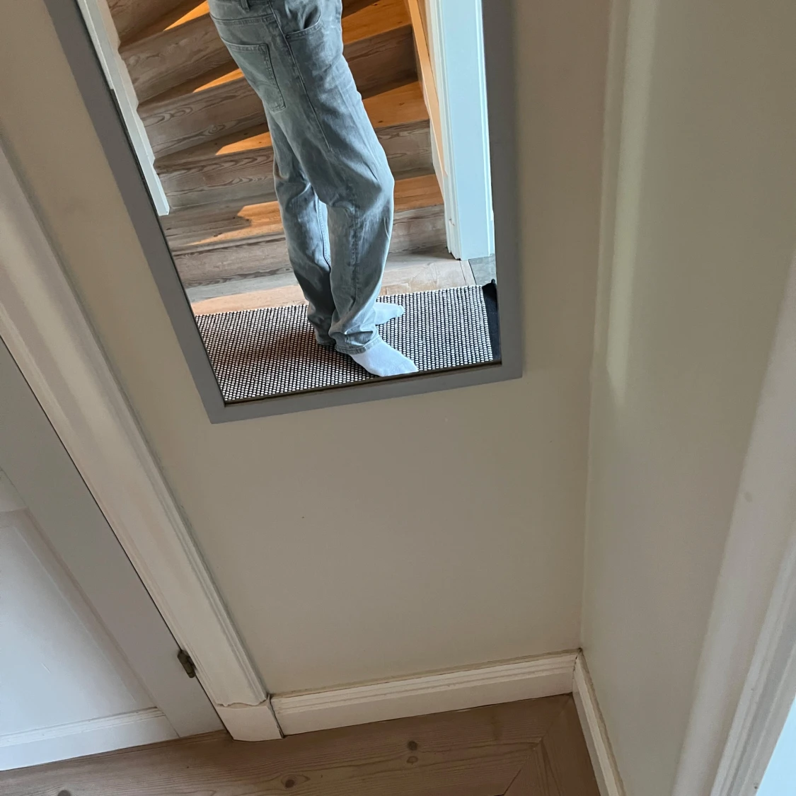 Grå jeans från Next - 90