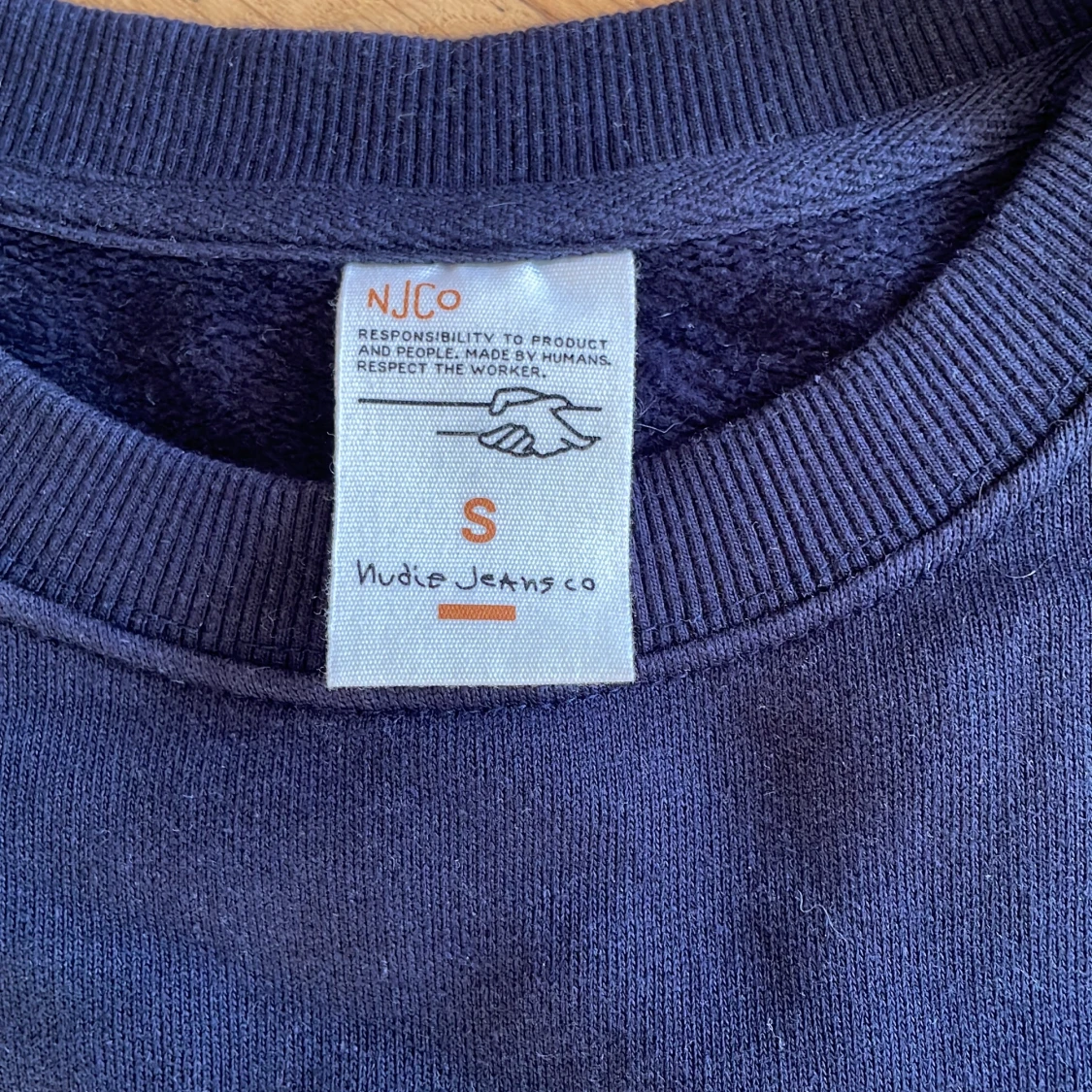 Mörkblå sweatshirt från Nudie Jeans Co - 90