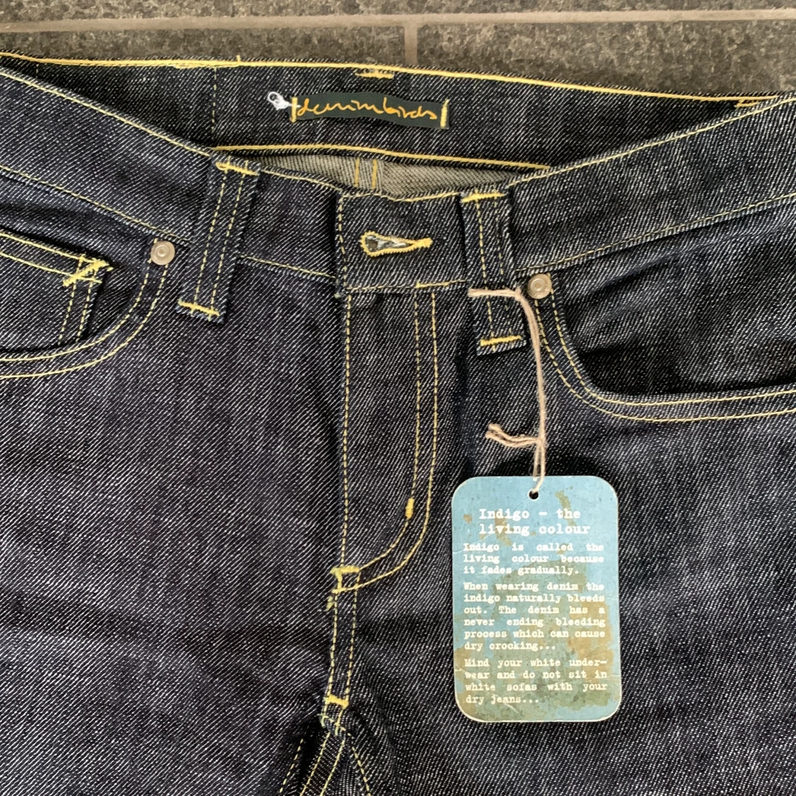 Mörkblå jeans från Denimbirds - 90