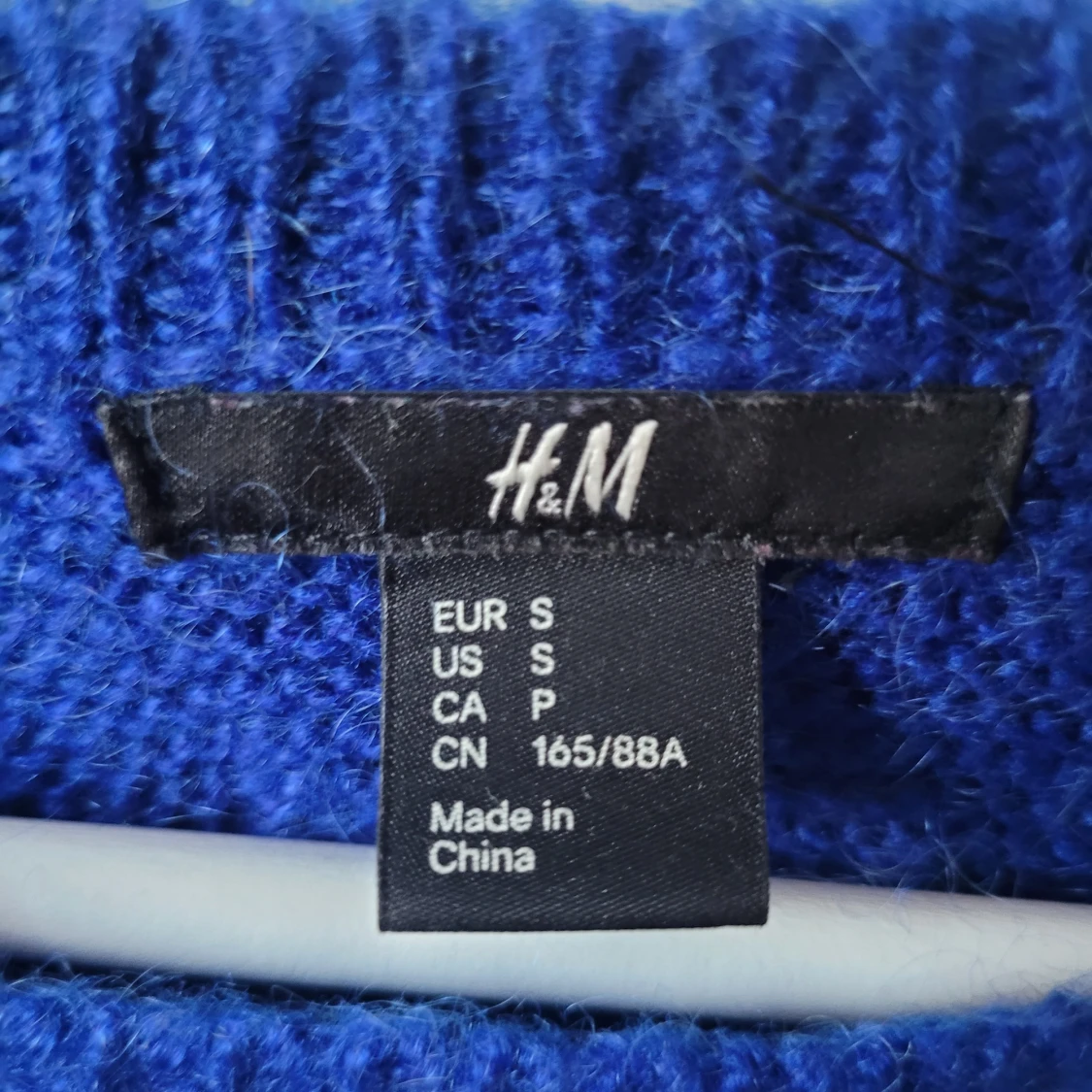 Blå stickad tröja från H&M - 90