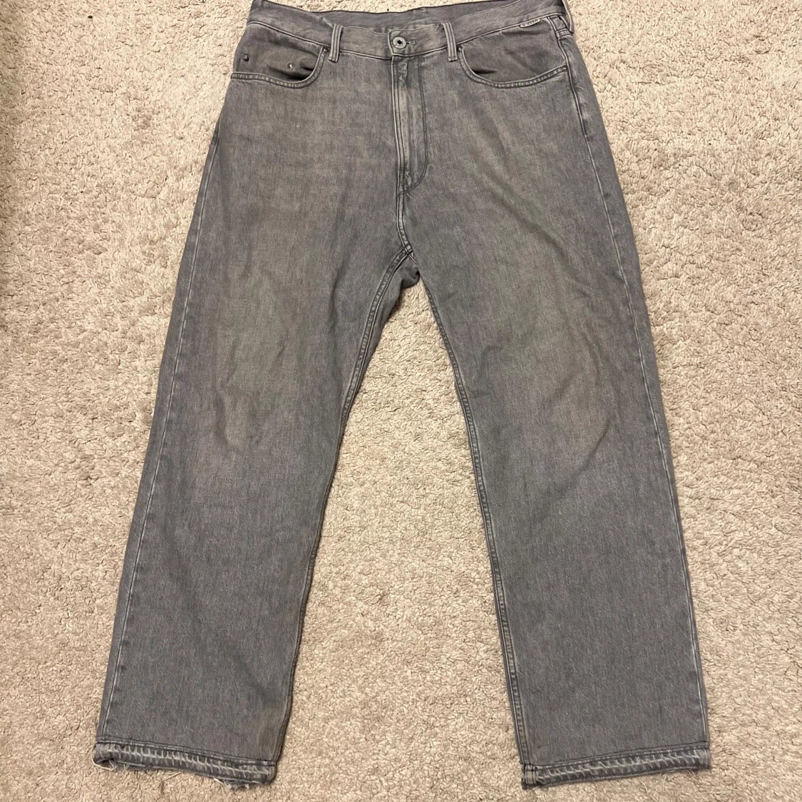 Ljusgrå jeans från G-Star RAW