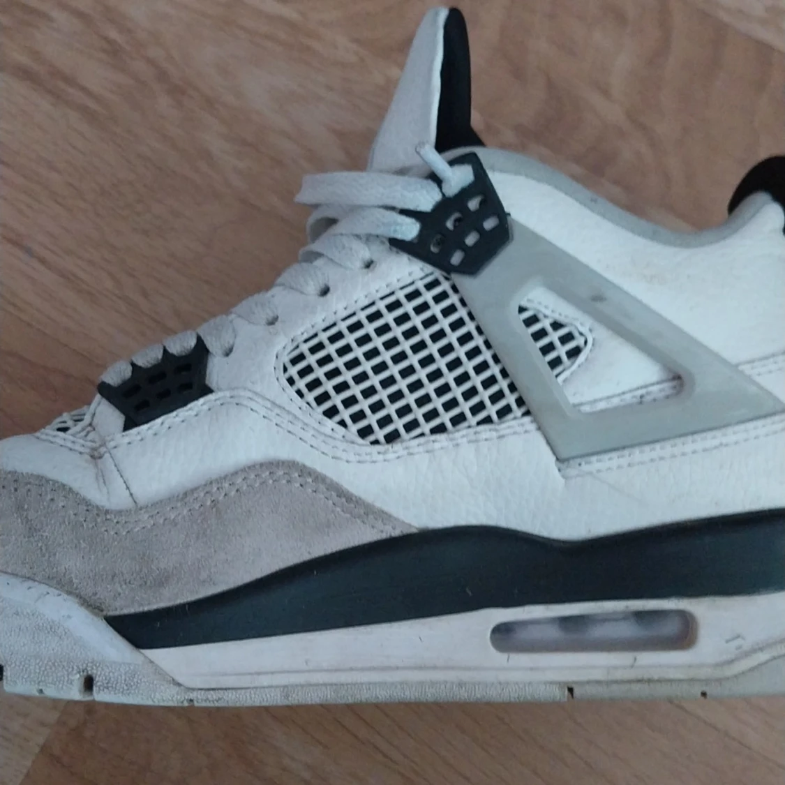 Military black 4s - 92