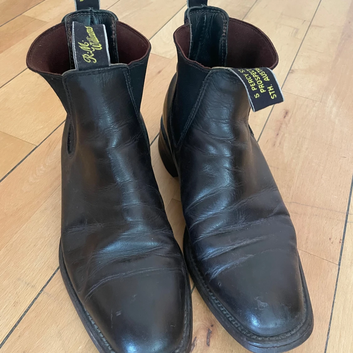 R.M.Williams boots - 90