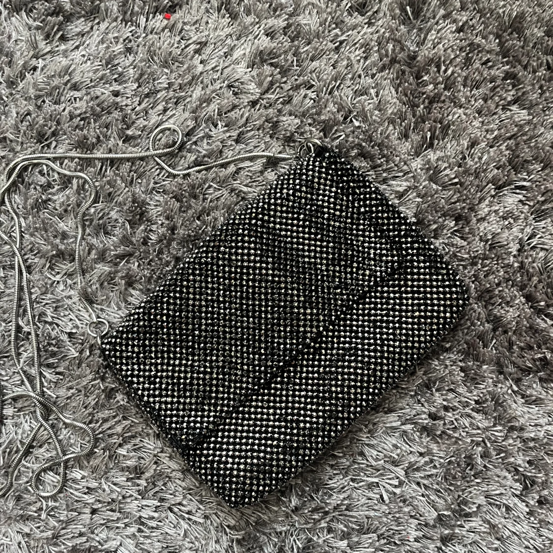 Glittrig silver väska  - 91