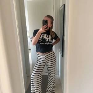 Tshirt Brandy Melville - Knappt använd