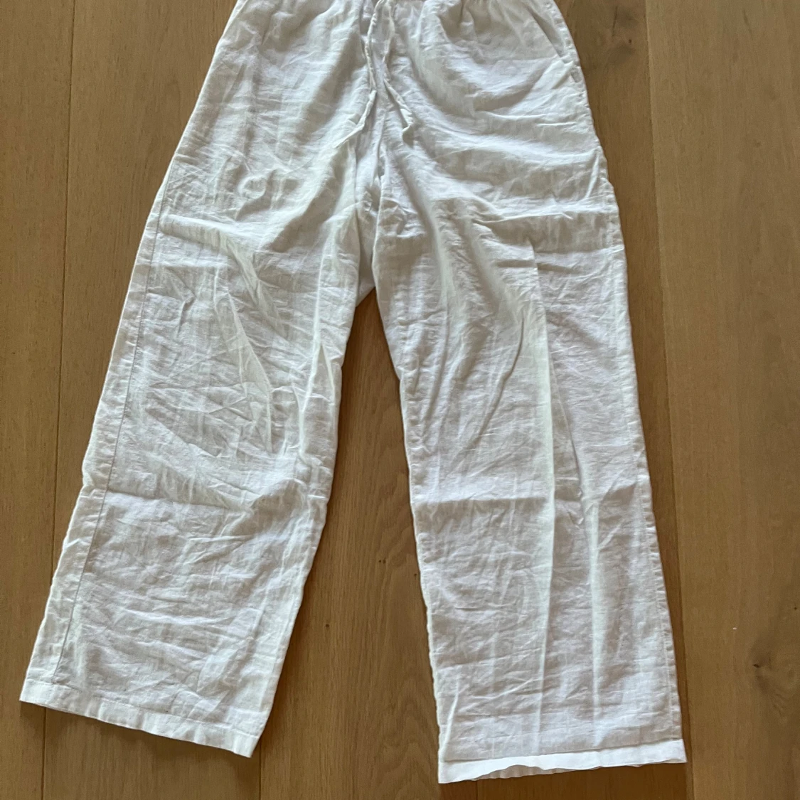 Gina tricot linne byxor  - 90