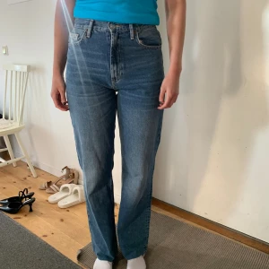 Zara jeans - Supersnygga blå jeans från zara!