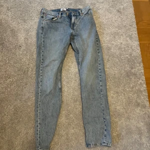 Jeans 157 - Jeans från lager 157 i modell Seattle, sitter lite oversized. Storlek 31/34