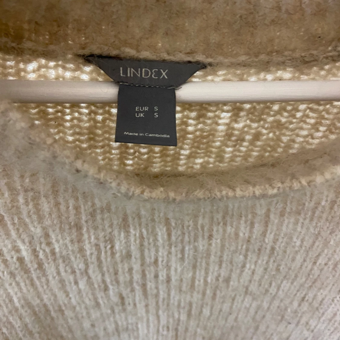 Stickad tröja  - 92