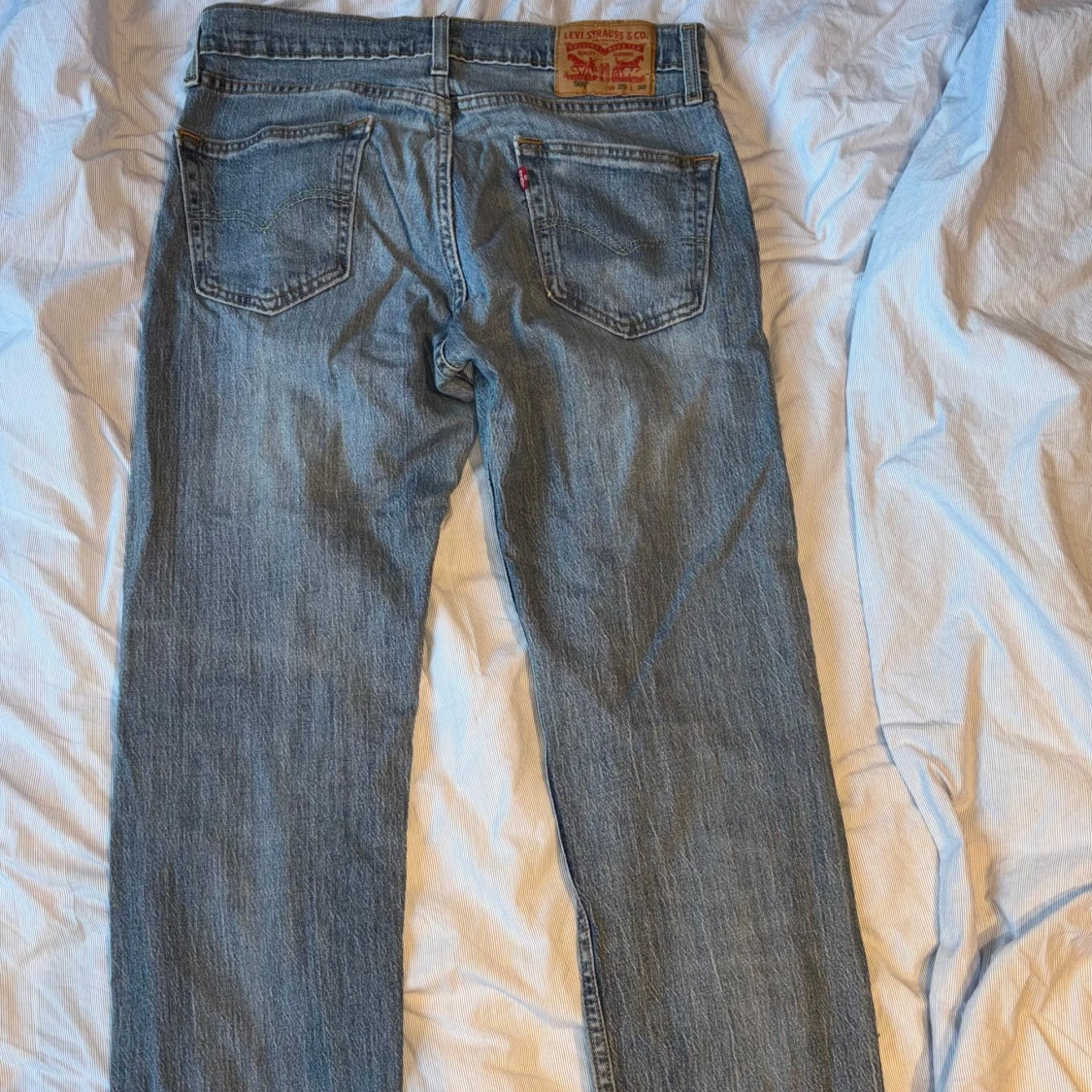 Levi's 505 jeans i blå denim - 90