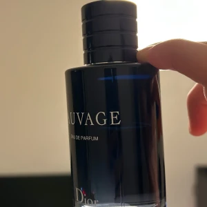 Dior sauvage edp - 50-55ml kvar av 100ml  Nypriset för 60 ml går för 1100kr Pris kan diskuteras 