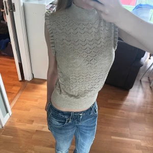 Stickad topp - Fin stickad topp från bikbok i fint skick💓