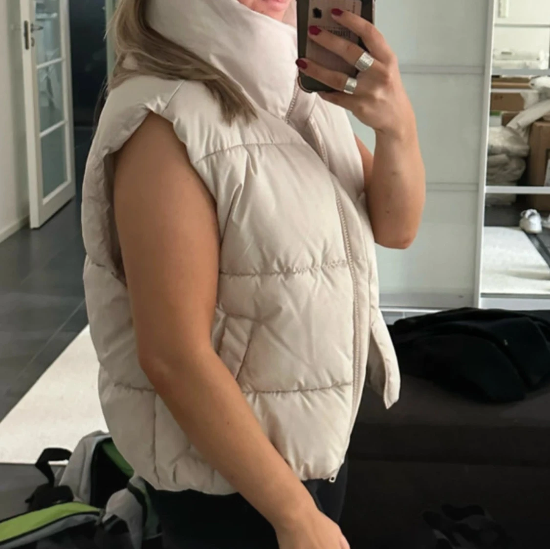 Beige dunväst Bikbok - 90