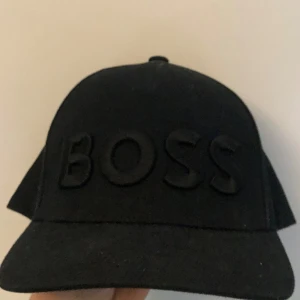 Hugo Boss Keps - Keps Helt Ny endast lite dammig