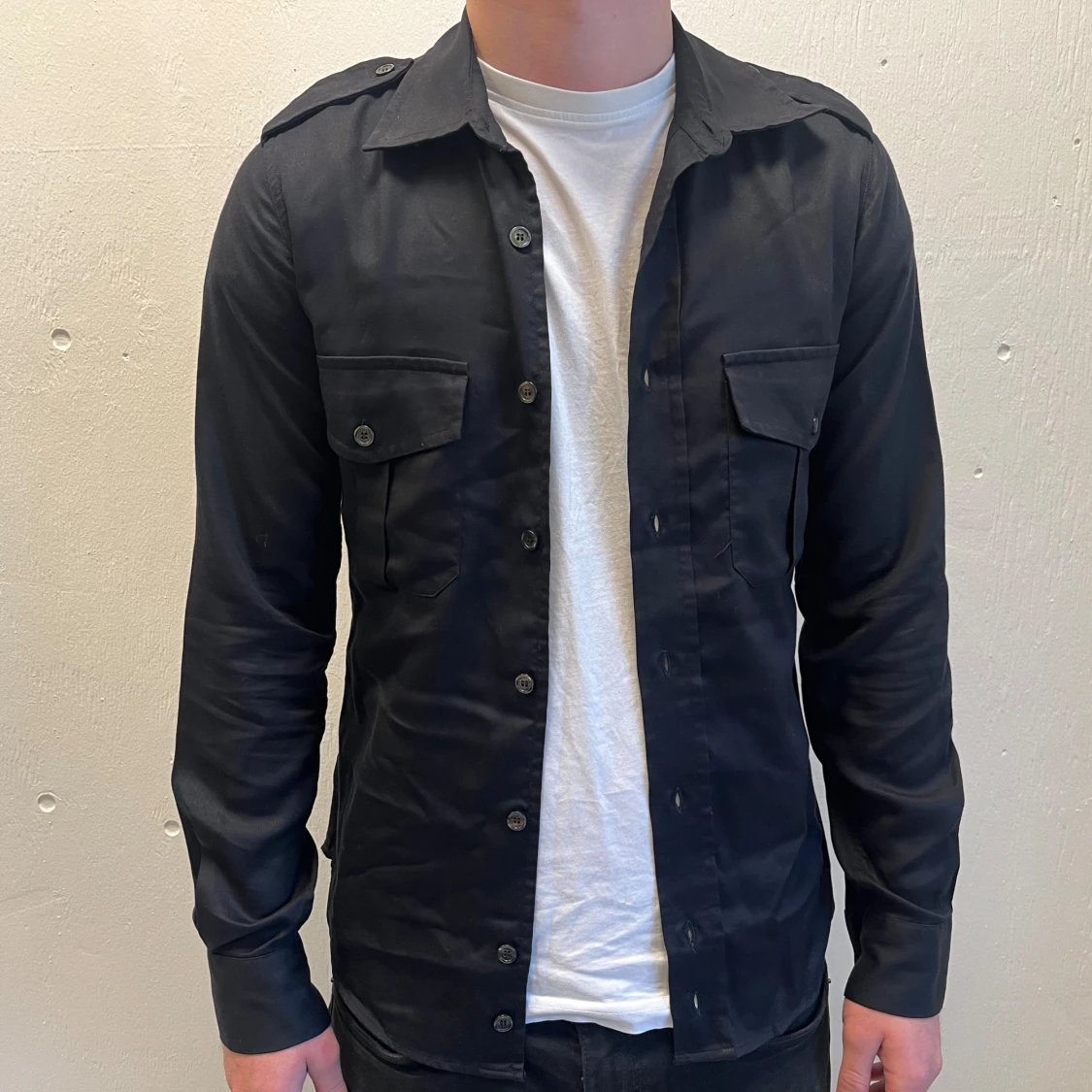 Svart LIMITATO Skjorta  säljs ej längre - 90