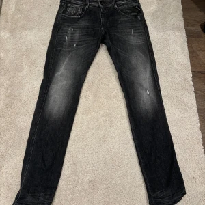 Replay Anbass Jeans - Säljer mina riktigt feta anbass! Helt nya  |Skick 10/10 |  Pris kan diskuteras vid smidig affär! | Hör av dig vid minsta lilla fundering!