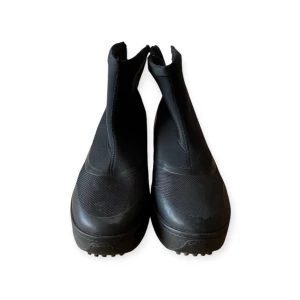 SWIMS SNOW RUNNER CURLING BOOT 43 - nypris 2700, storlek 43 (passar 44), bara använts ett par gånger