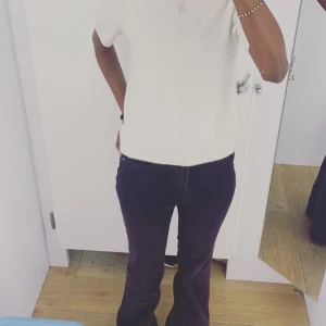 Svarta jeans  - Svarta Jeans jätte bra skick 