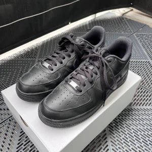 Air force 1  - Storlek 44