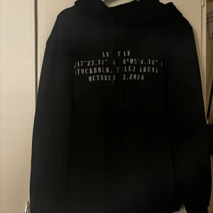 Oanvänd Antwan merch - Säljer en oanvänd Antwan merch storlek S från hans konsert 12 oktober. Priset kan diskuteras 💗