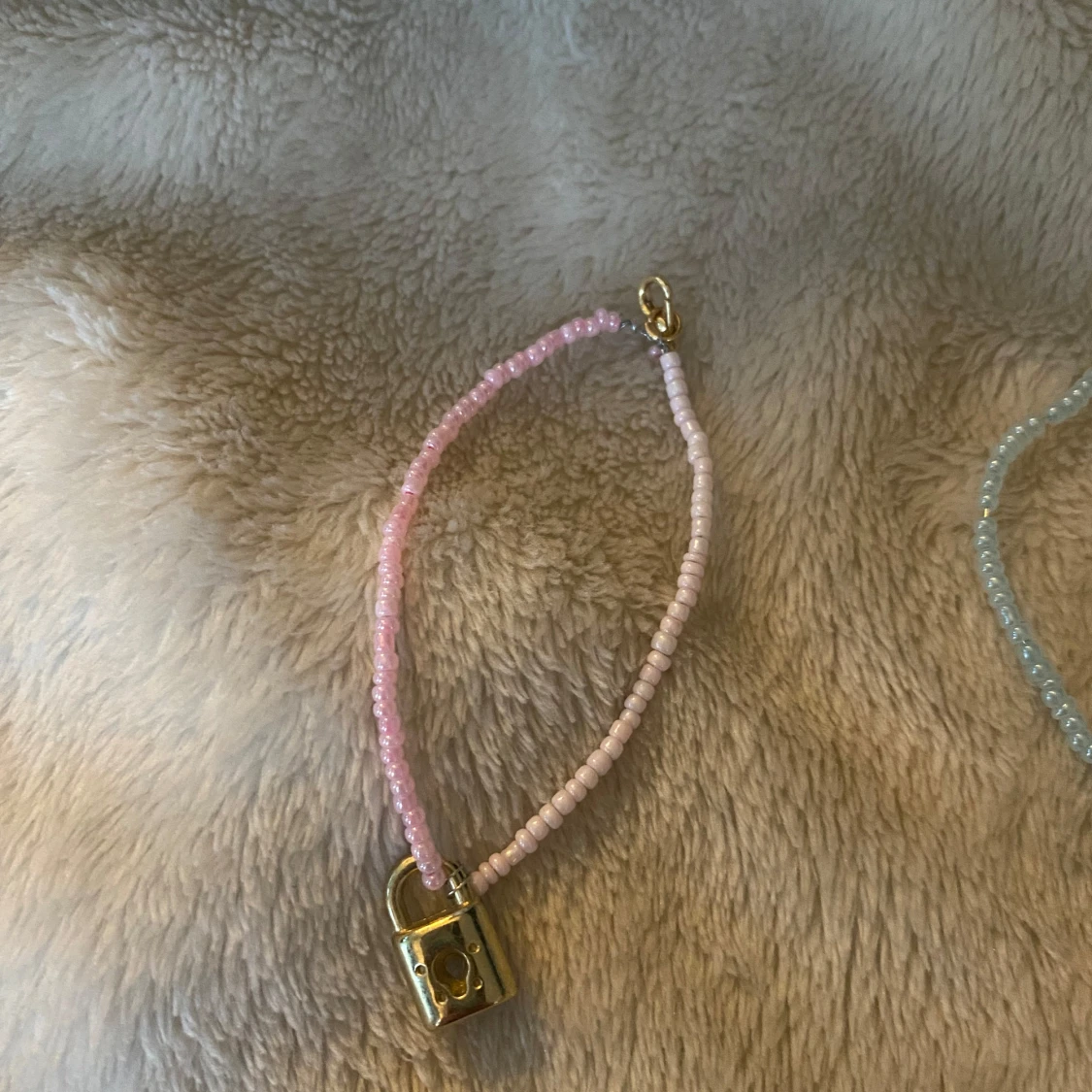 Säljer dem i KIT!Säljer dem här fina bästis arm banden strl S🎀🩵