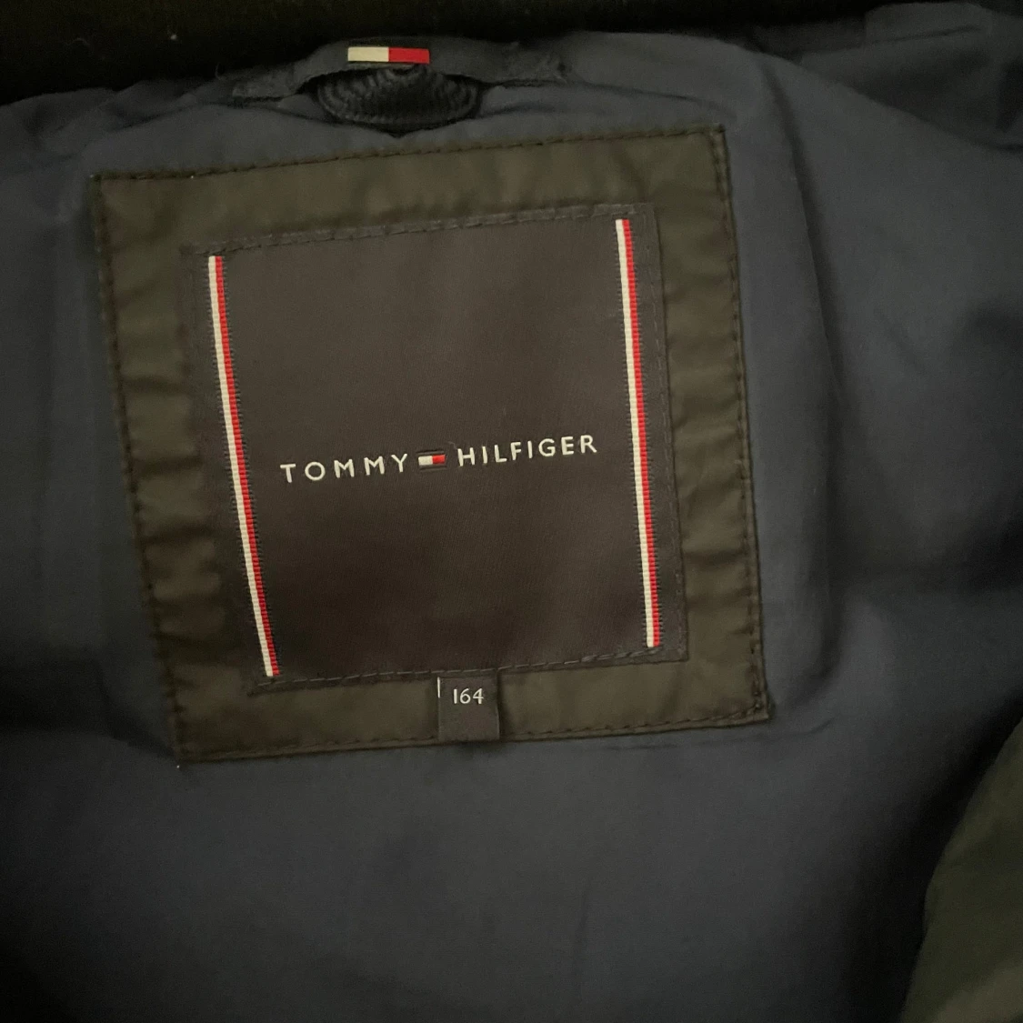 Säljer min Tommy hilfiger svart vinter jacka  - 91