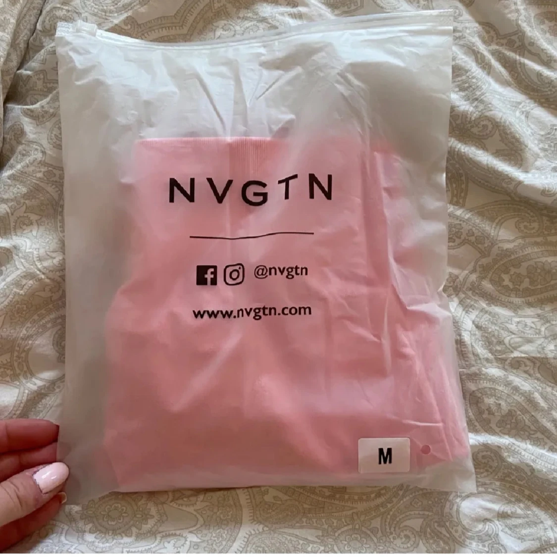 Rosa leggings från NVGTN - 2