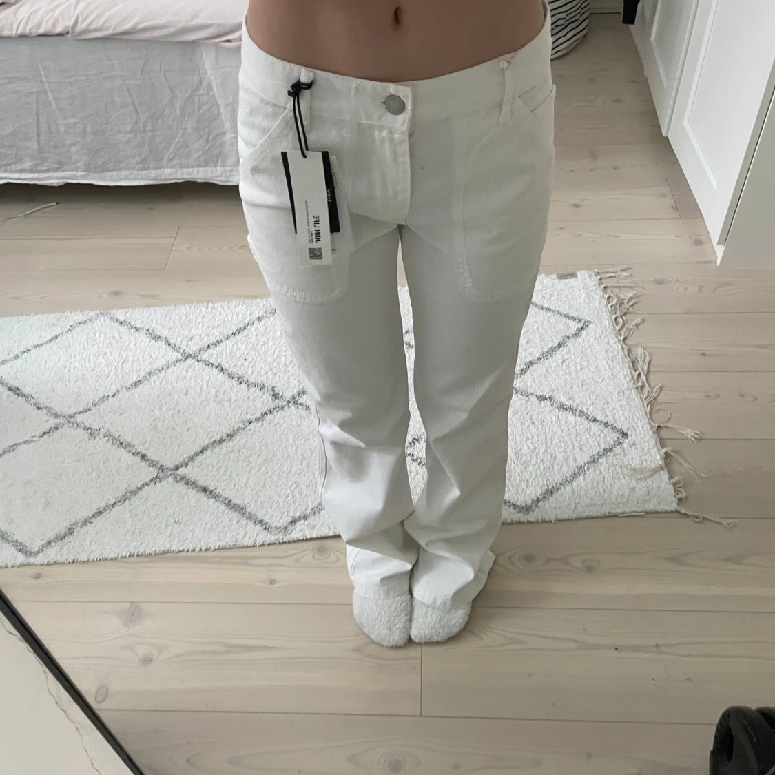 Vita byxor från Zara - 1