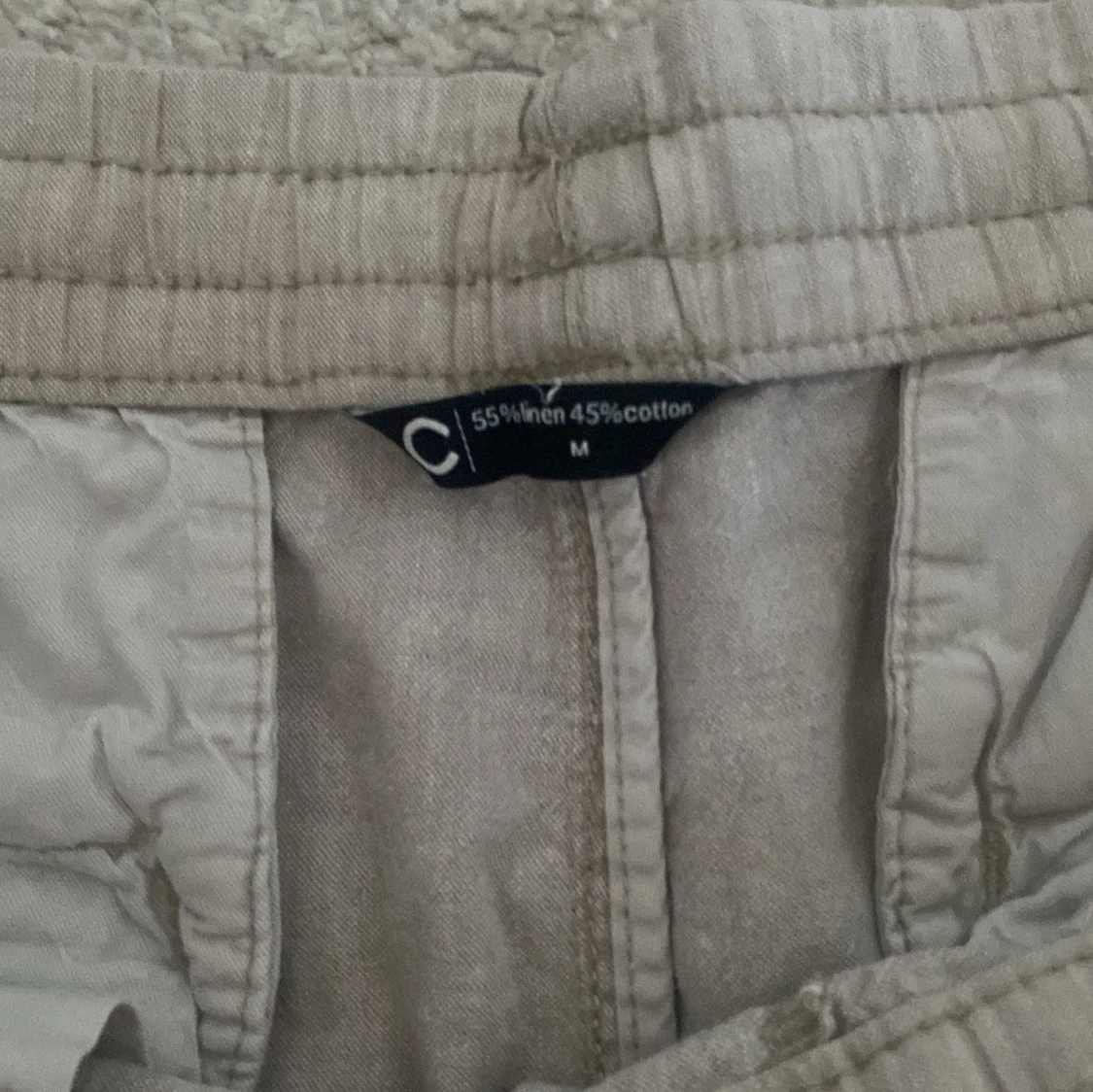 Beige linnebyxor med snörning - 2