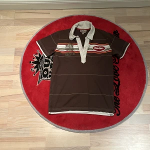 Piké  - Piké tröja från Joe browns i storlek S. Mycket bra skick knappt använd. Skriv gärna för frågor kring mått o fler bilder 