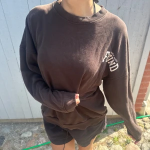 Weekday sweatshirt - Weekday sweatshirt🤎oversized