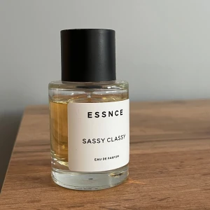 ESSNCE  - Oanvänd parfym från ESSNCE.