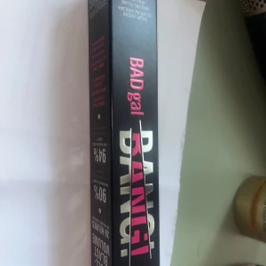 Bad girl mascara  - Helt ny , aldrig öppnar eller använd eller något , en av mina favorit maskaror men råkade få me mig två när jag beställde 😊ordinarie pris 400