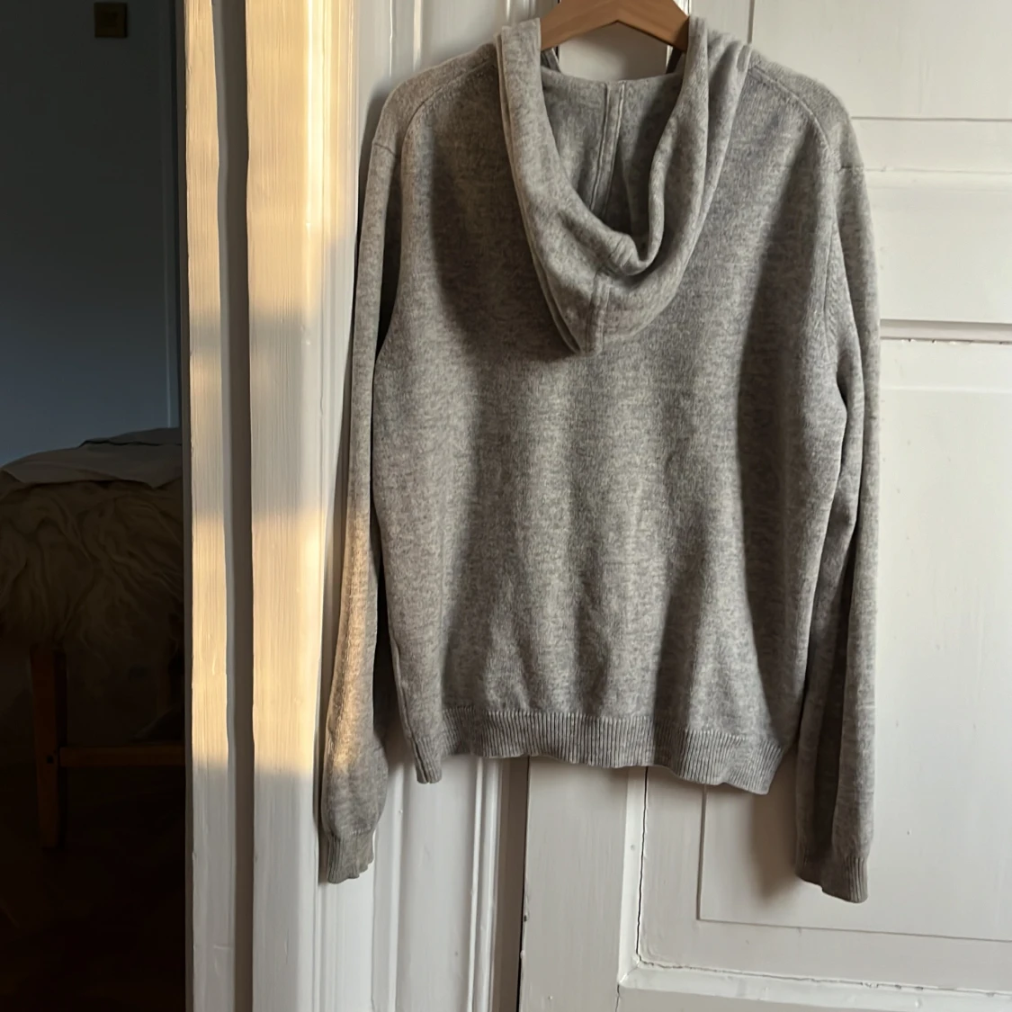 Grå softgoat zip-up i cashmere - 90