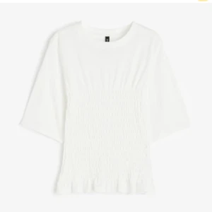 smockad topp hm - så fin & slutsåld, finns ingenstans längre.❤️ använd ca 2 ggr